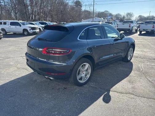 2017 Porsche Macan S