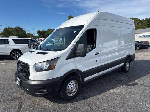 2023 Ford Transit-250 