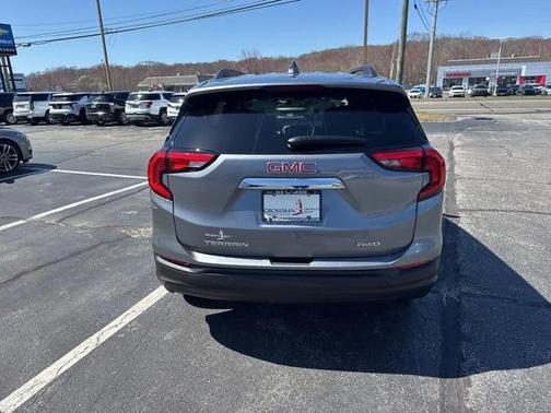 2021 GMC Terrain SLE