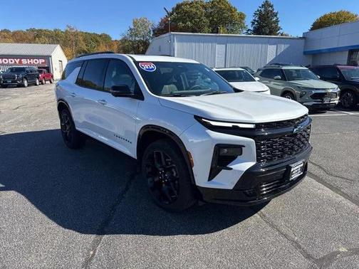 2024 Chevrolet Traverse RS