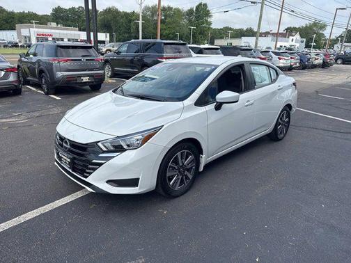 2024 Nissan Versa 1.6 SV