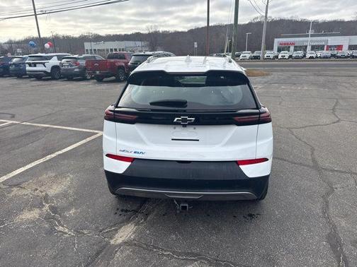 2023 Chevrolet Bolt EUV FWD LT