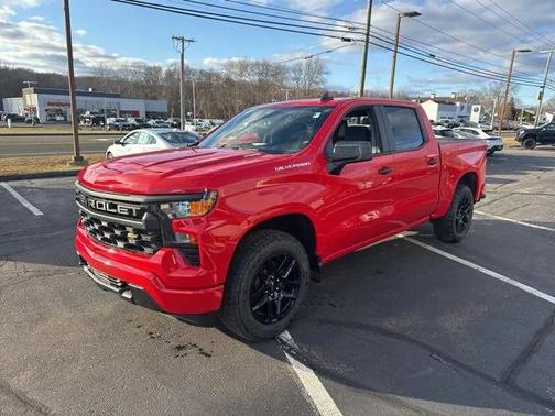 2025 Chevrolet Silverado 1500 Custom