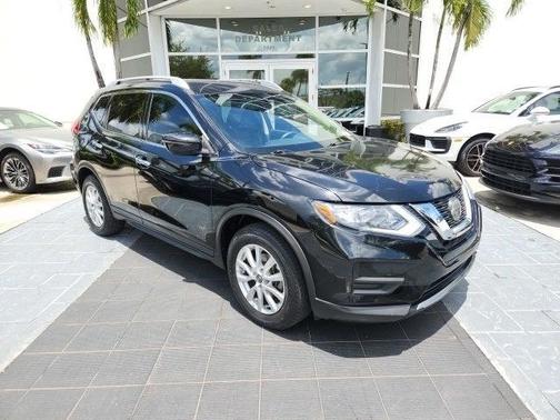 2018 Nissan Rogue SV