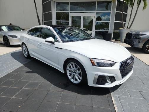 2024 Audi A5 Sportback 45 S line quattro Premium