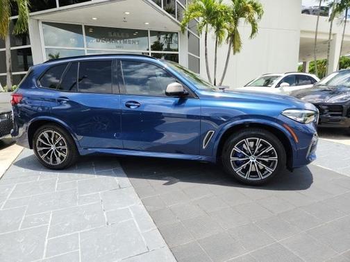 2020 BMW X5 M50i
