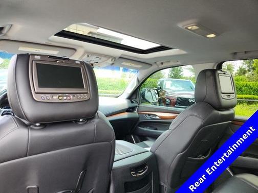 2018 Cadillac Escalade Luxury