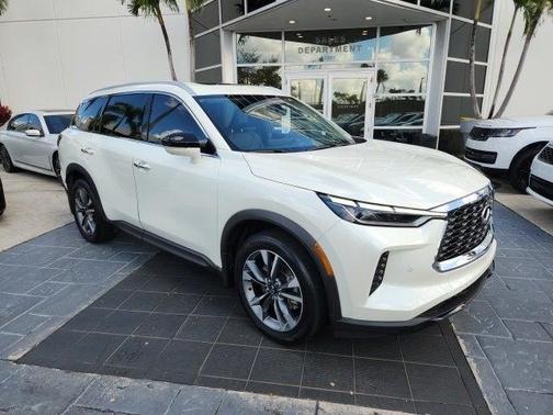 2023 INFINITI QX60 Luxe