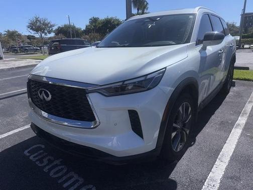 2023 INFINITI QX60 Luxe