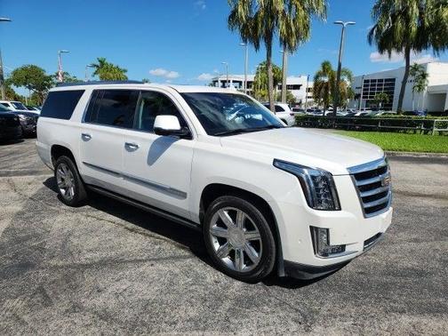 2018 Cadillac Escalade ESV Premium Luxury