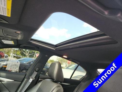 2023 INFINITI Q50 SENSORY