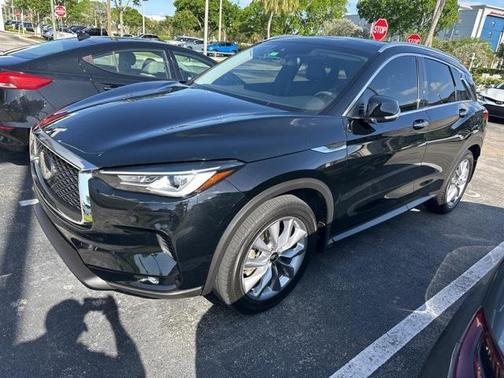 2022 INFINITI QX50 Luxe