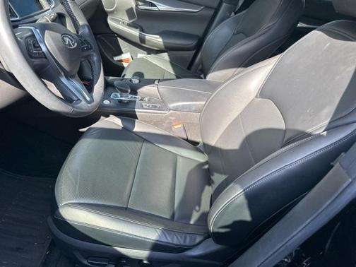2022 INFINITI QX50 Luxe