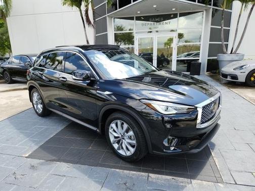 2022 INFINITI QX50 Luxe