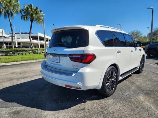 2020 INFINITI QX80 Luxe
