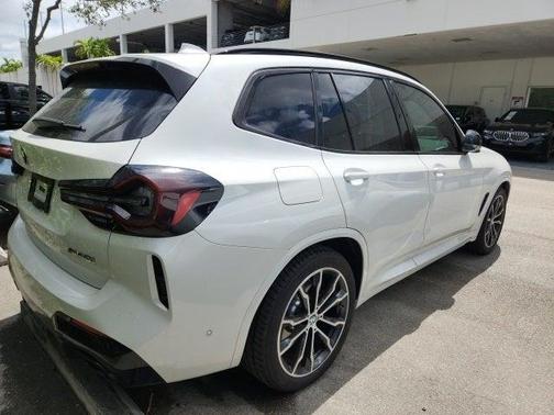 2024 BMW X3 M40i