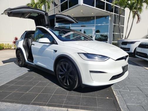 2022 Tesla Model X Base