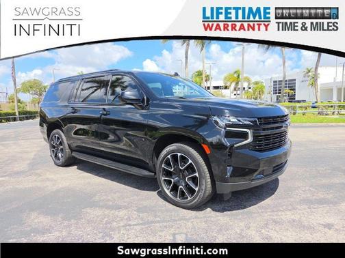 2023 Chevrolet Suburban RST