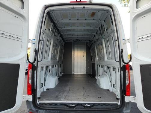 2020 Mercedes-Benz Sprinter 2500 High Roof