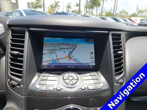 2016 INFINITI QX70 Base