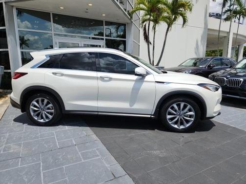 2022 INFINITI QX50 Luxe