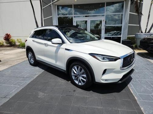 2022 INFINITI QX50 Luxe