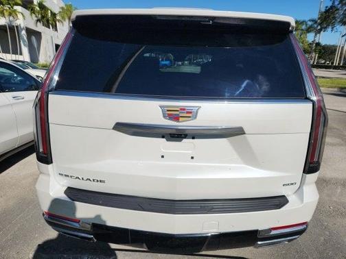 2025 Cadillac Escalade Premium Luxury