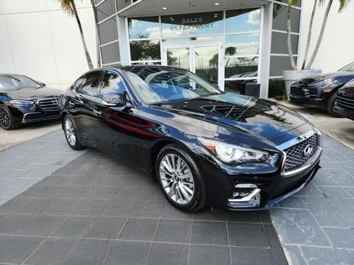 2024 INFINITI Q50 LUXE