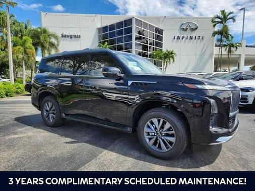 2025 INFINITI QX80 PURE
