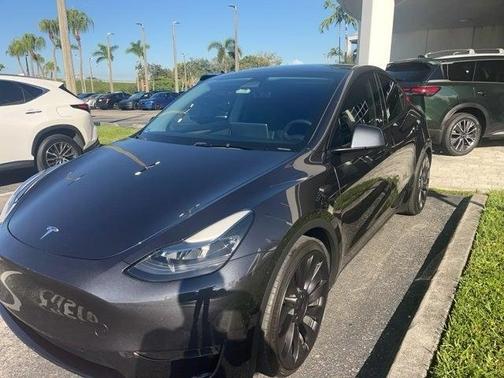 2024 Tesla Model Y Performance