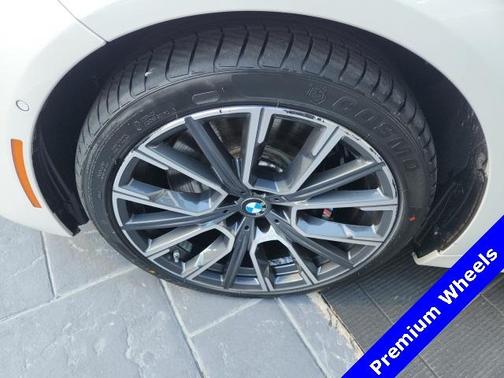 2022 BMW 750 i xDrive