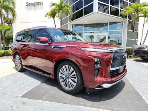 2025 INFINITI QX80 Luxe