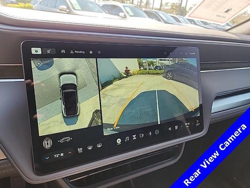 2025 Rivian R1S Adventure