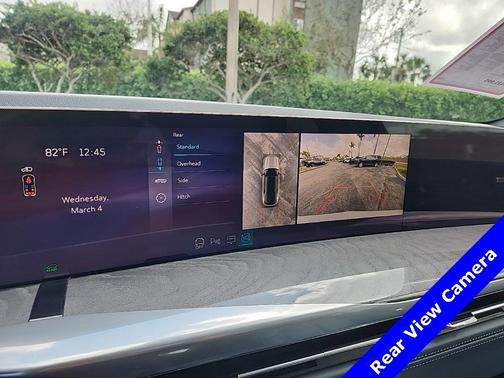 2025 Cadillac Escalade IQ Sport 2