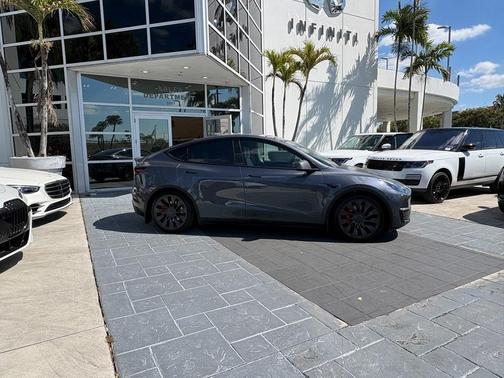 2023 Tesla Model Y Performance