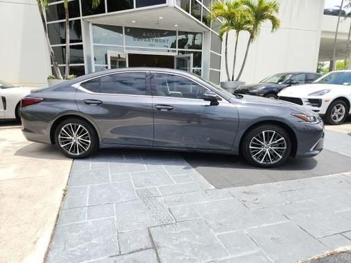 2025 Lexus ES 350 350