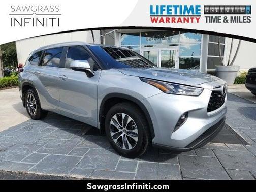 2025 Toyota Highlander XLE