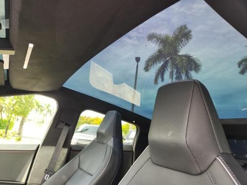 2024 Tesla Cybertruck Base