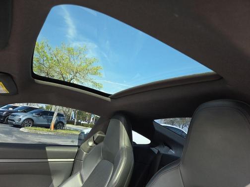 2021 Porsche 911 Carrera 4