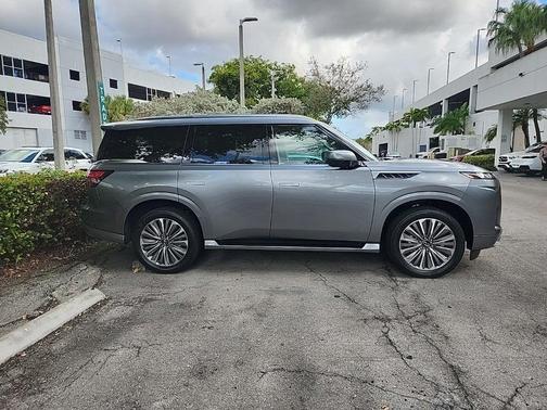 2025 INFINITI QX80 SENSORY