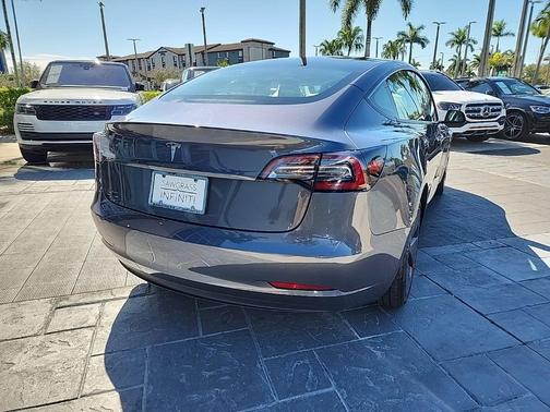 2023 Tesla Model 3 Base