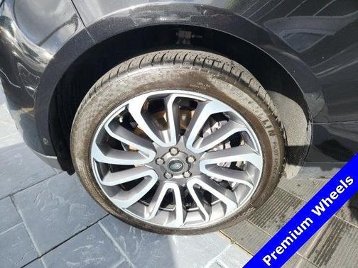 2020 Land Rover Range Rover P525 HSE LWB