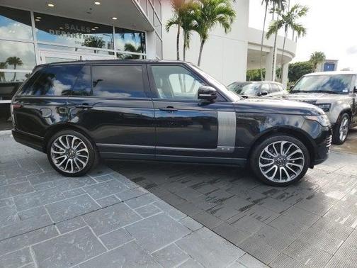 2020 Land Rover Range Rover P525 HSE LWB