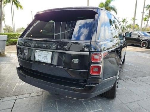 2020 Land Rover Range Rover P525 HSE LWB