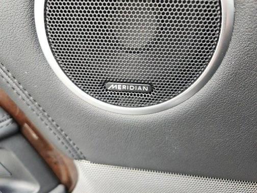 2020 Land Rover Range Rover P525 HSE LWB