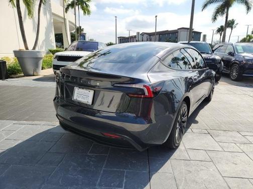 2025 Tesla Model 3 Long Range