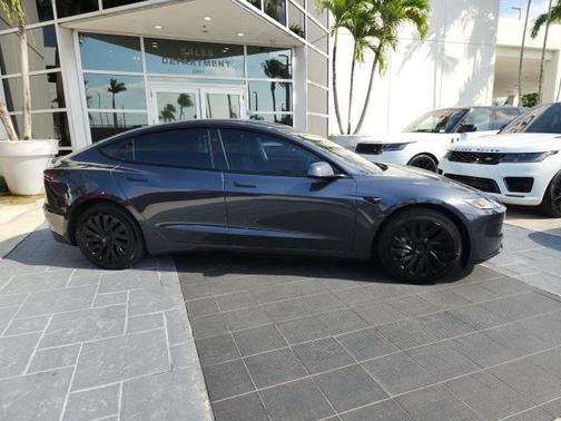 2025 Tesla Model 3 Long Range