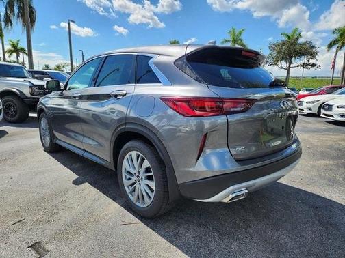 2025 INFINITI QX50 Pure