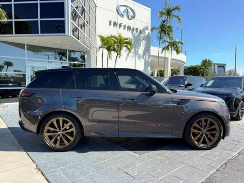 2025 Land Rover Range Rover Sport P400 Dynamic SE