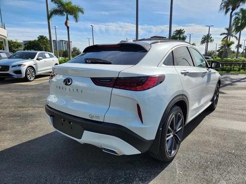 2025 INFINITI QX55 ESSENTIAL